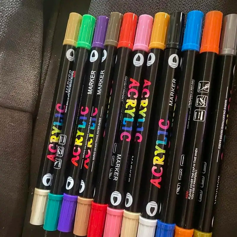 Dual-Tip Acrylic Paint Markers Set