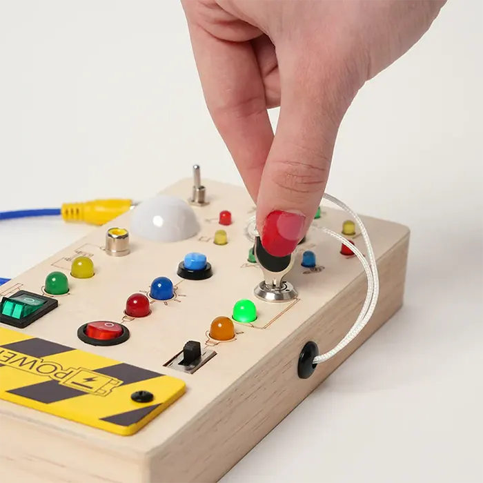 Interruptor de madera Montessori